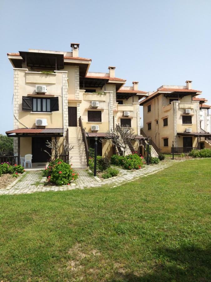 Balci Plaza Hotel And Balci Plaza Guest Bungalows Karpaz Peninsula Selenias エクステリア 写真