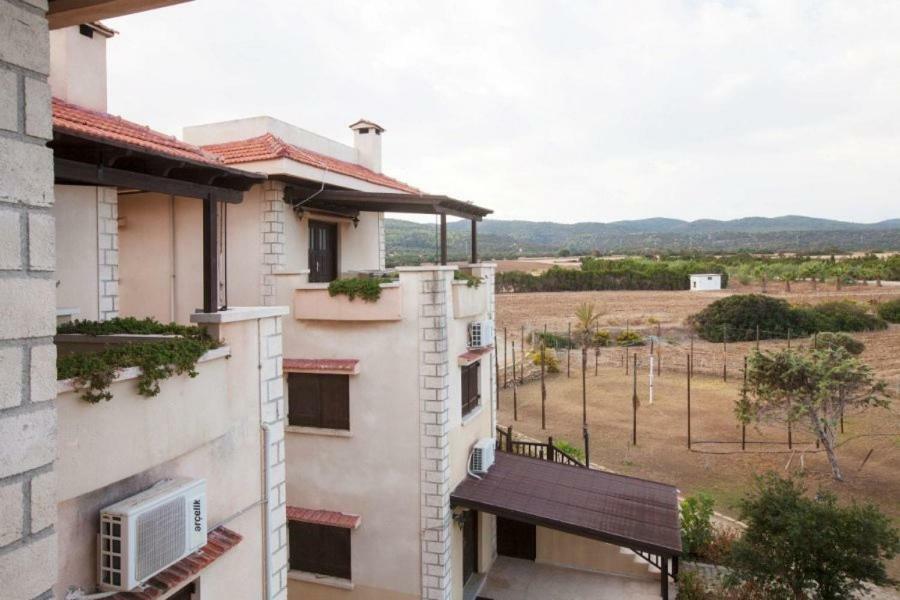 Balci Plaza Hotel And Balci Plaza Guest Bungalows Karpaz Peninsula Selenias エクステリア 写真